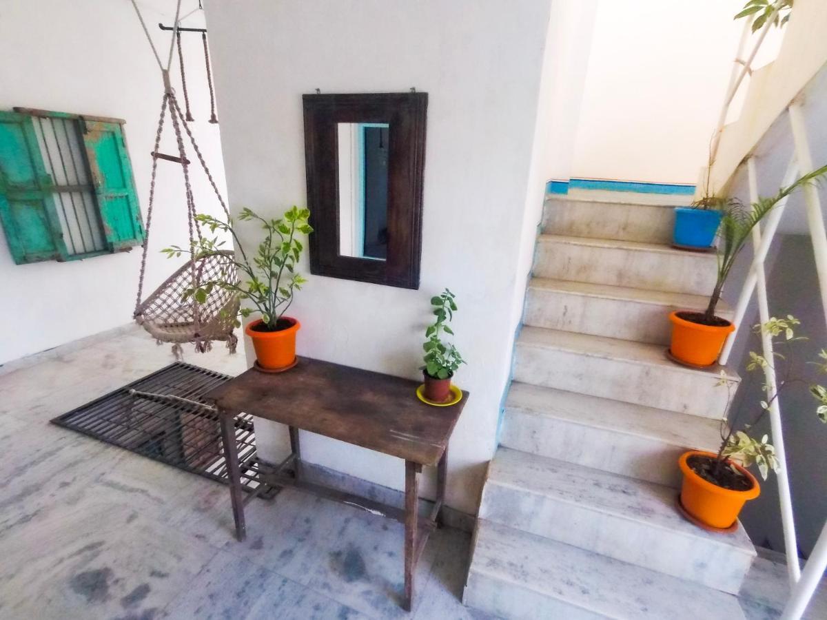 The Hostel Crawl Udaipur Exterior photo